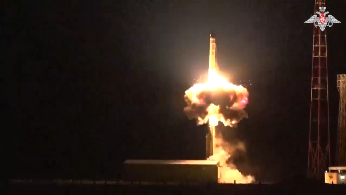Rusia prueba un misil balístico intercontinental para desarrollar "nuevos sistemas estratégicos" (VIDEO)