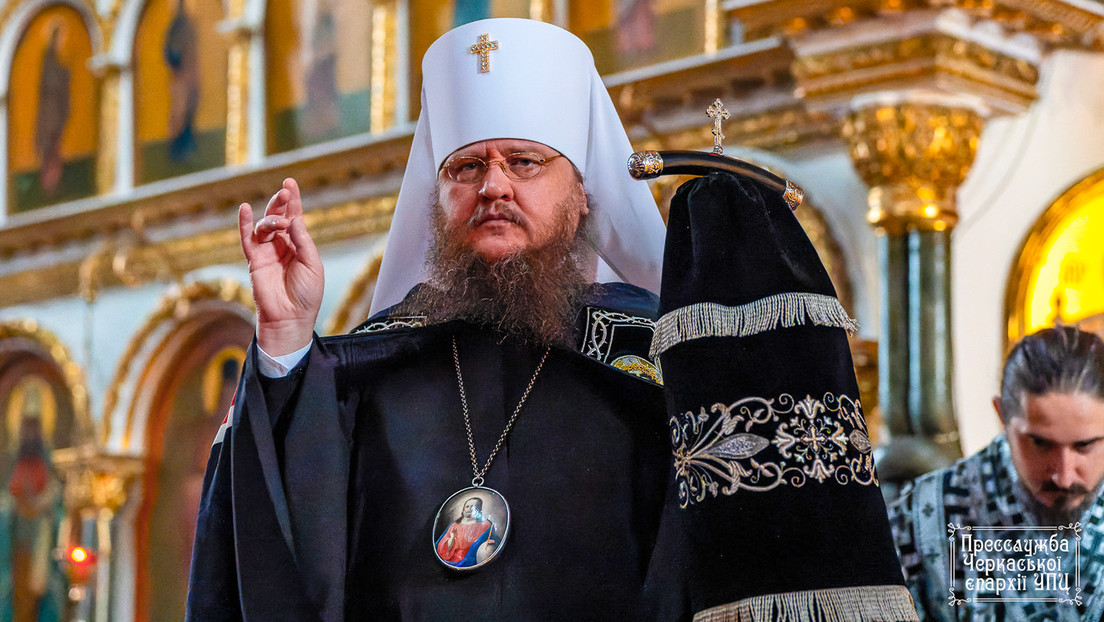 Colocan una tobillera electrónica a un líder religioso de la Iglesia ortodoxa canónica de Ucrania