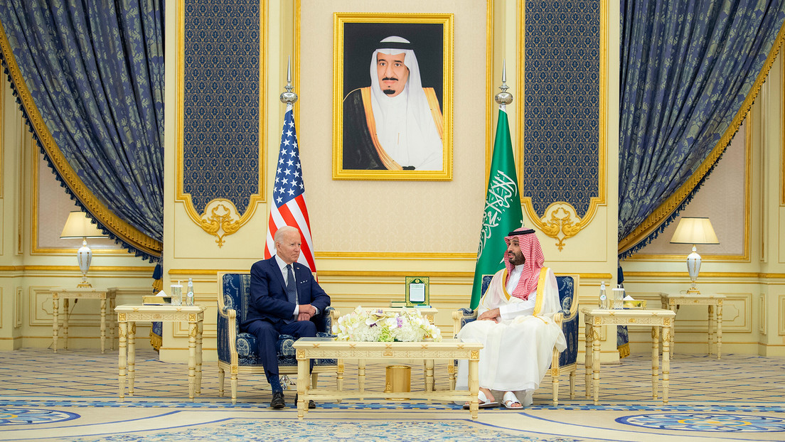 Bloomberg: La alianza petrolera entre Rusia y Arabia Saudita puede crearle "todo tipo" de problemas a EE.UU.