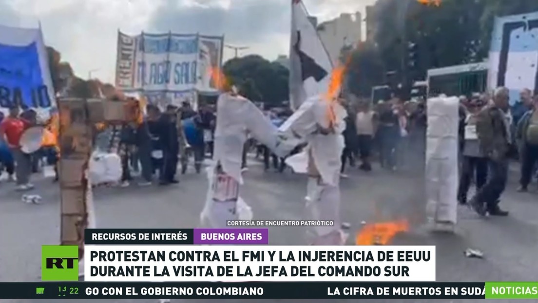 Protestan en Argentina contra el FMI y la injerencia de EE.UU. durante la visita de la jefa del Comando Sur