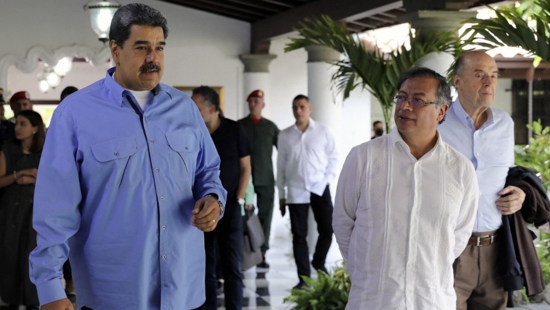 "Grandes expectativas": Maduro transmite a Petro su apoyo a la cumbre del diálogo en Venezuela
