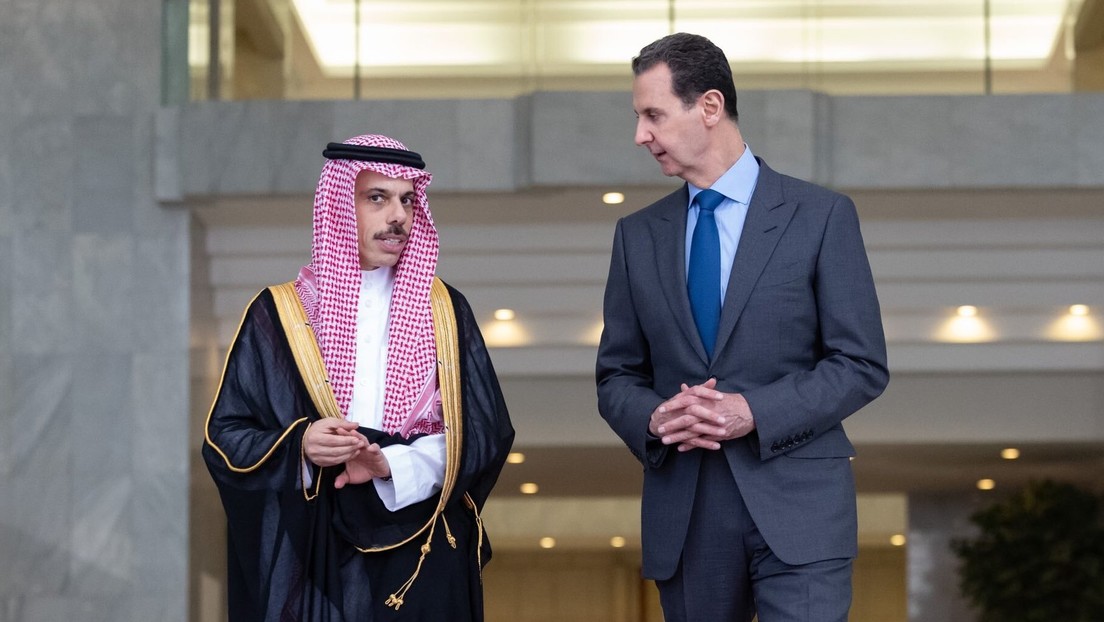 El canciller saudita llega a Siria por primera vez en 12 años