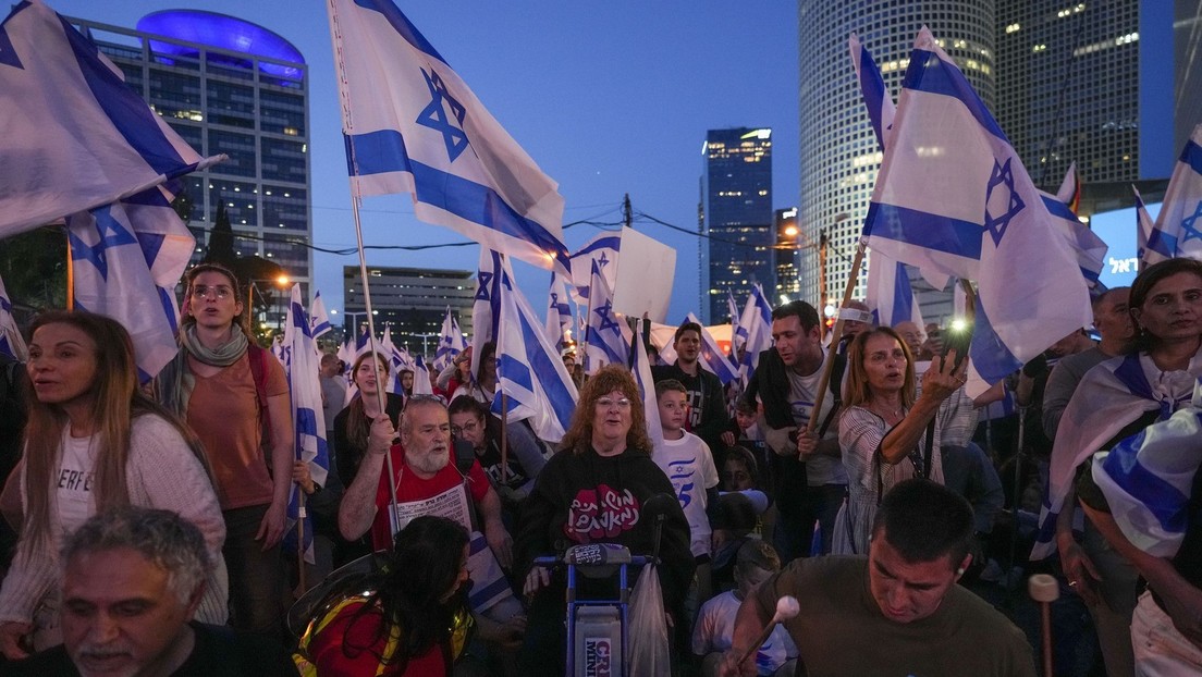 Miles de manifestantes vuelven a sacudir Israel para protestar contra la reforma judicial (VIDEO)