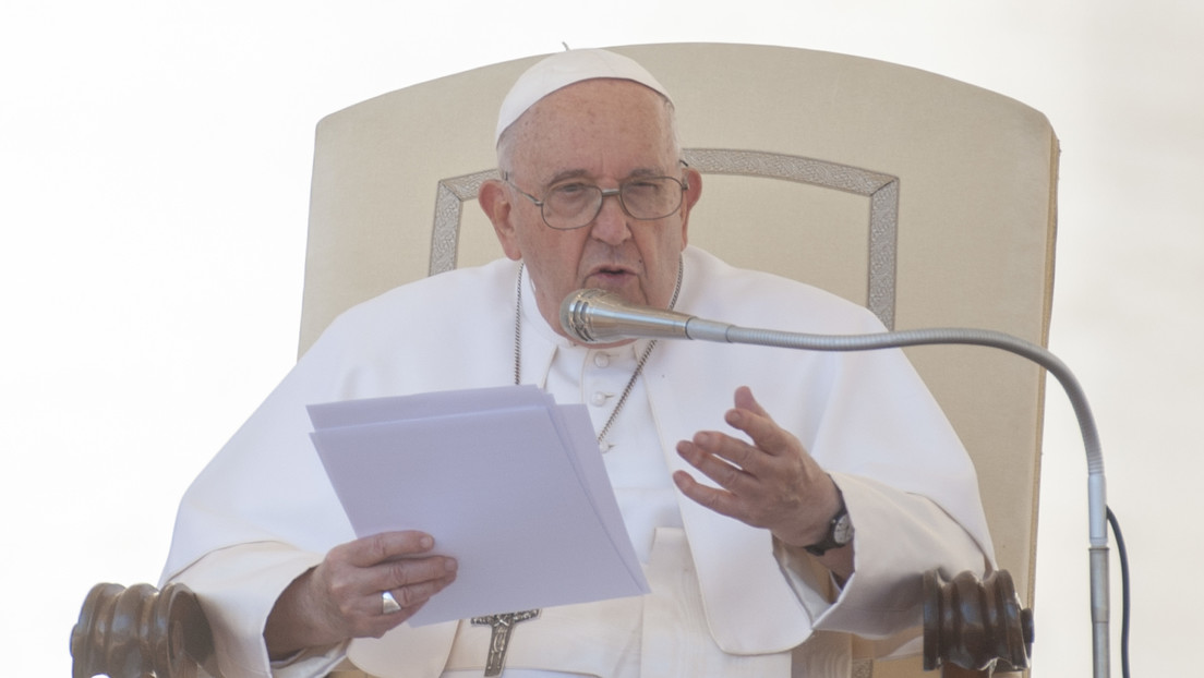 El papa Francisco pide dar "plena confianza" a las mujeres, "muchas veces subestimadas"