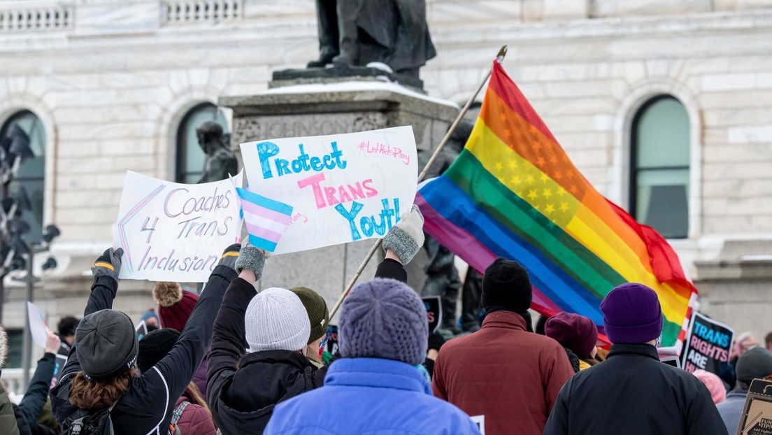 Minnesota prohibirá las 'terapias de conversión' para personas LGBTQ