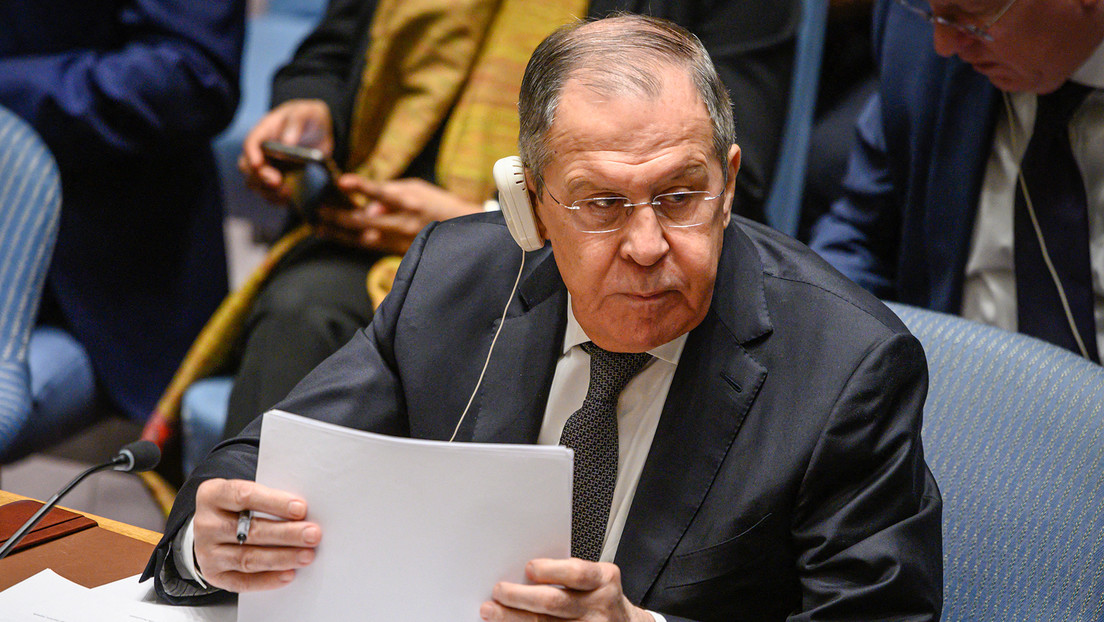 Lavrov: Occidente especula sobre el tema de Ucrania para distraer la atención de Oriente Medio