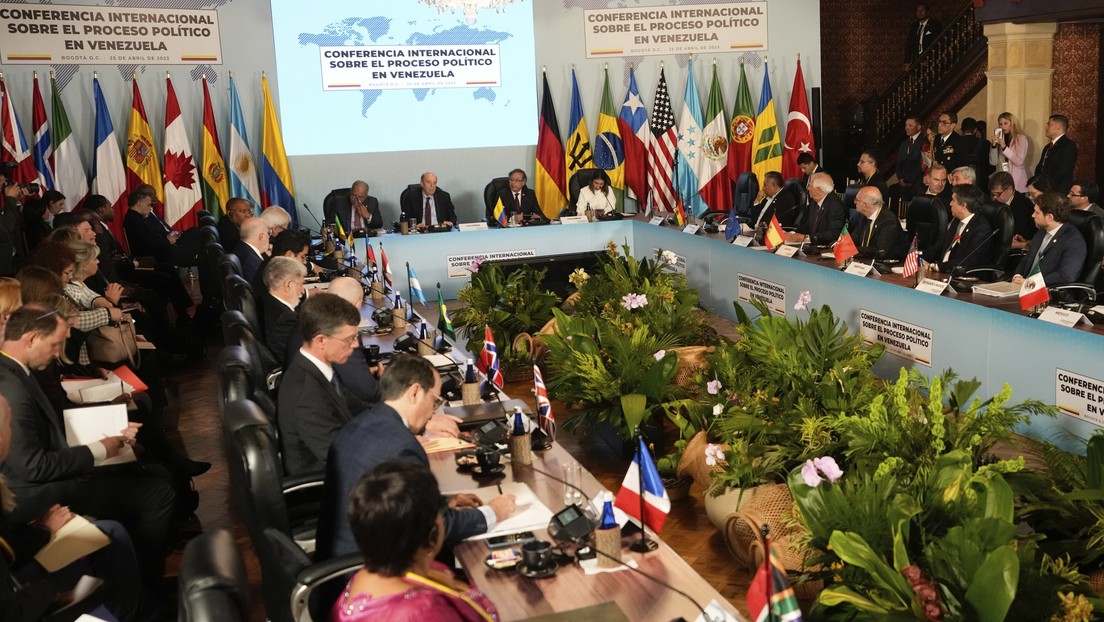 Venezuela "toma nota" de la conferencia en Bogotá y exige de nuevo el fin de las sanciones