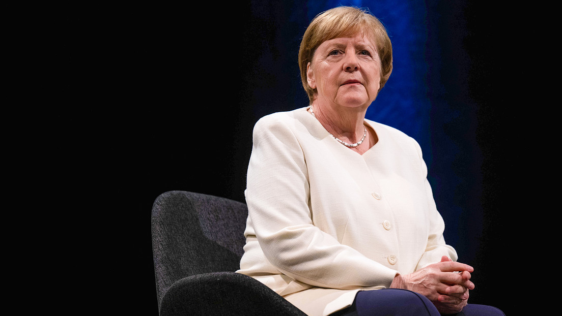 Merkel afirma haber "hecho todo que estaba en sus manos" para evitar el conflicto en Ucrania