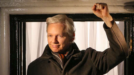 Políticos australianos piden a EE.UU. renunciar a la extradición de Julian Assange