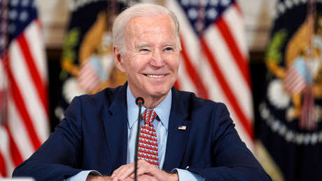 Politico: Las encuestas 'condenan' a Biden ante su improbable reelección en 2024