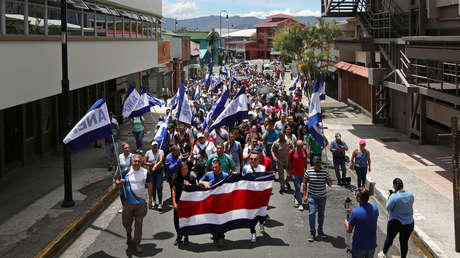 Policías toman las calles de Costa Rica en una inédita protesta contra el Gobierno: ¿qué hay detrás?