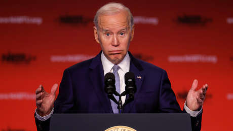 Biden confunde el año de su nacimiento