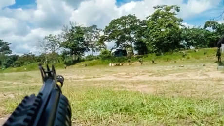 Presuntas disidencias de las FARC atacan una base militar en Colombia (VIDEOS)