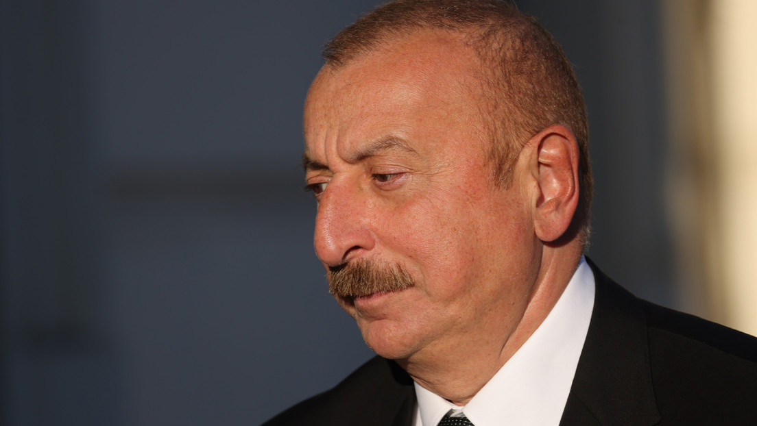 El presidente de Azerbaiyán acorrala a una periodista de BBC por acusarlo de censurar la libertad de expresión