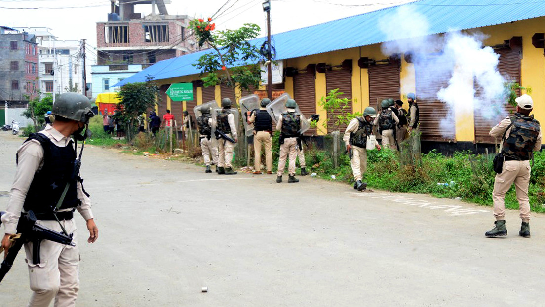 El Ejército de la India ordena disparar a manifestantes en medio de fuertes disturbios étnicos (VIDEOS)
