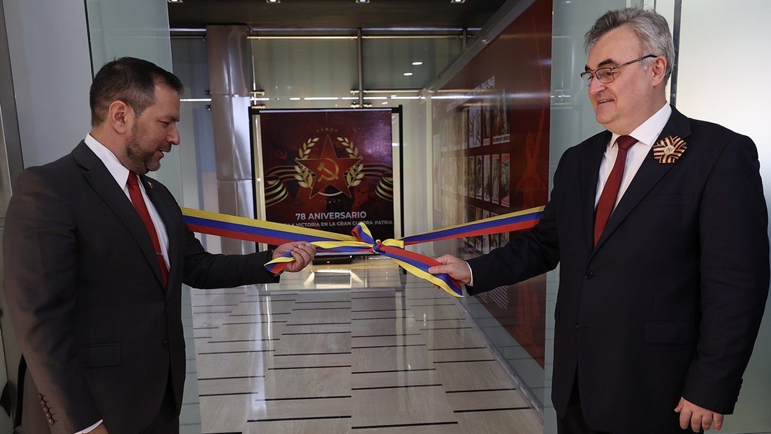 Canciller venezolano agradece a Rusia "en nombre de la humanidad" por el Día de la Victoria (VIDEO, FOTOS)