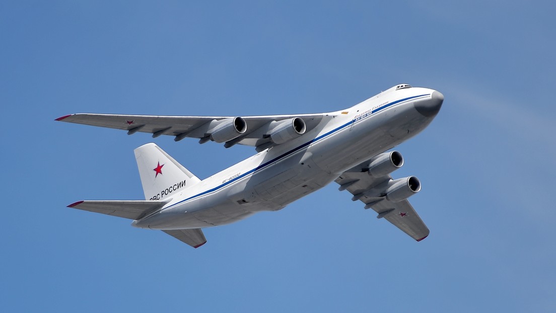 WSJ: Un aliado de EE.UU. se niega a cerrar su espacio aéreo a los aviones militares rusos que vuelan a Siria