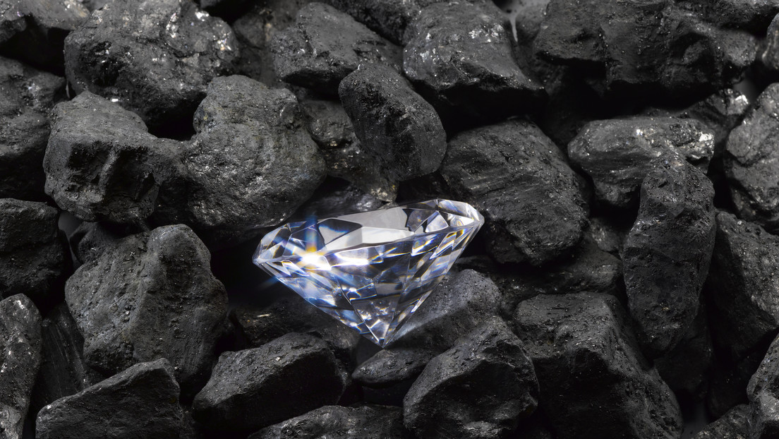 Las sanciones a los diamantes rusos podrían perturbar el mercado mundial de la joyería