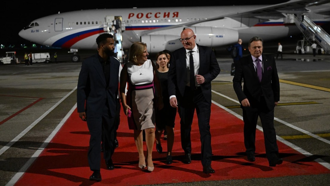 El vice primer ministro ruso llega a Cuba