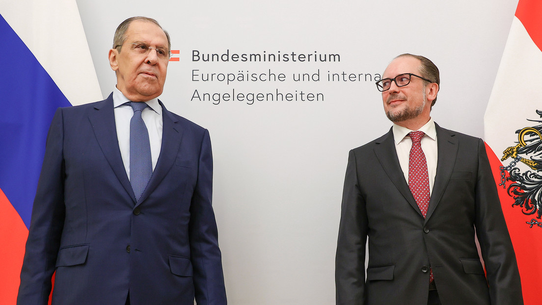 Ministro de Exteriores de Austria afirma que "Occidente debe seguir hablando con Rusia"