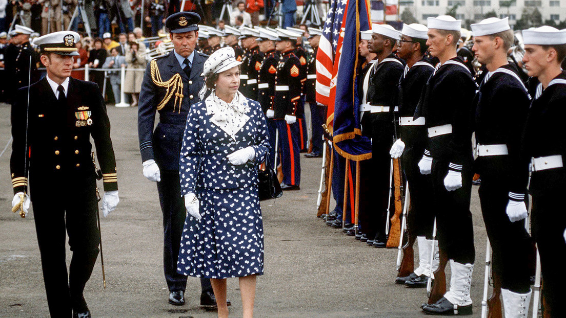 El FBI revela un complot para asesinar a la reina Isabel II durante su visita a EE.UU. en 1983