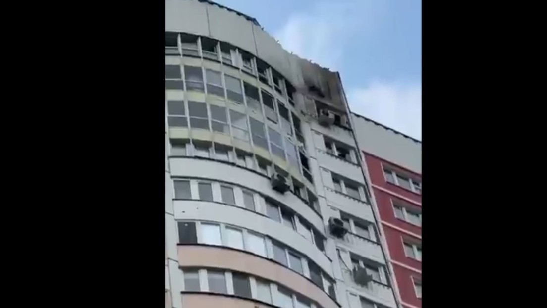 Drones impactan contra varios edificios en Moscú y otros son derribados a sus afueras