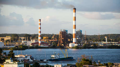 Díaz-Canel anuncia que la termoeléctrica de Cienfuegos de Cuba está en pleno funcionamiento
