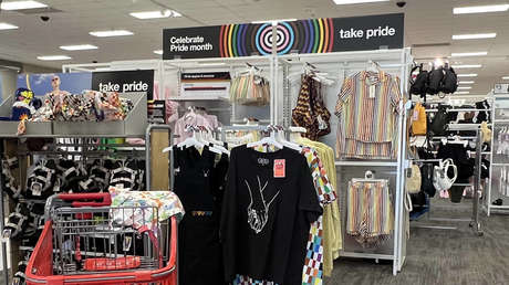Target retira productos que celebran el mes del orgullo tras amenazas a sus trabajadores