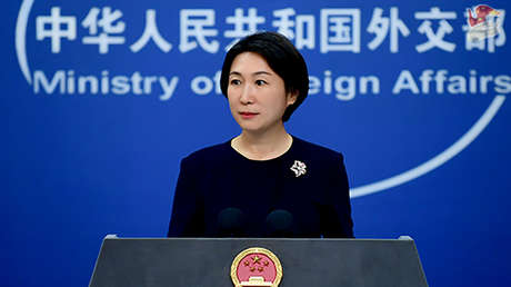 Pekín señala a Washington como la causa de falta de diálogo entre los militares de ambos países