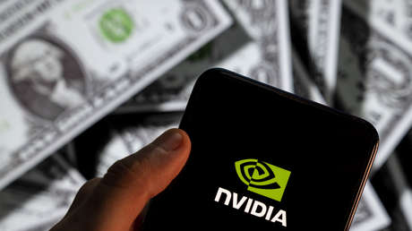 Nvidia alcanza temporalmente 1 billón de dólares de capitalización gracias a su apuesta por la IA