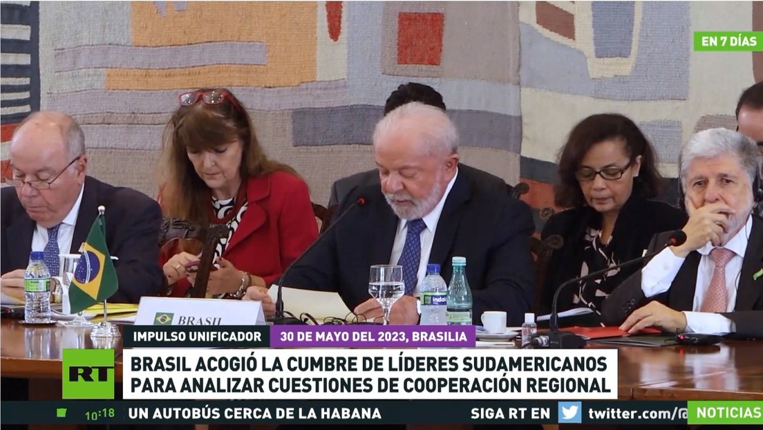 Durante la cumbre de líderes sudamericanos, Lula da Silva propone relanzar la UNASUR