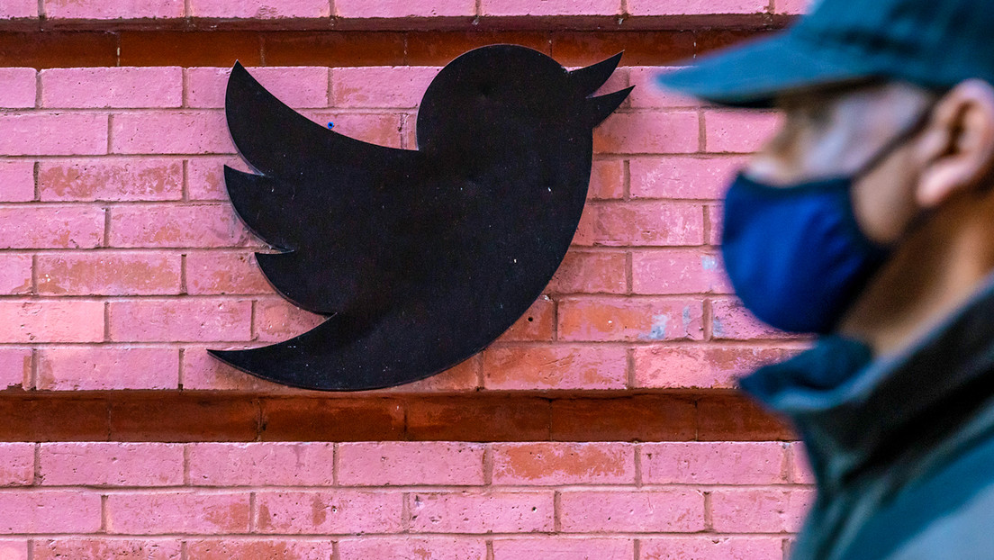 La UE escrutará a Twitter por "elegir la confrontación" al abandonar sus pautas de desinformación