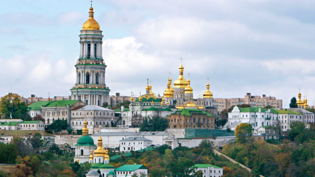 Las autoridades dan 3 días a los monjes del Monasterio de las Cuevas de Kiev para abandonarlo