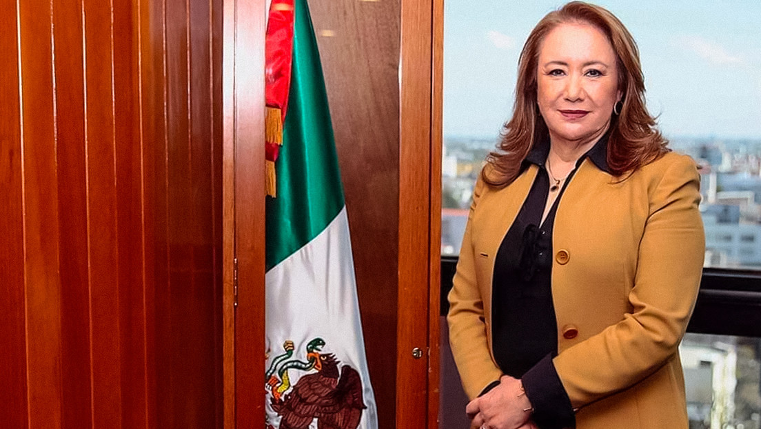 Una jueza concluye que la polémica ministra mexicana Yasmín Esquivel es "legítima titular" de su tesis