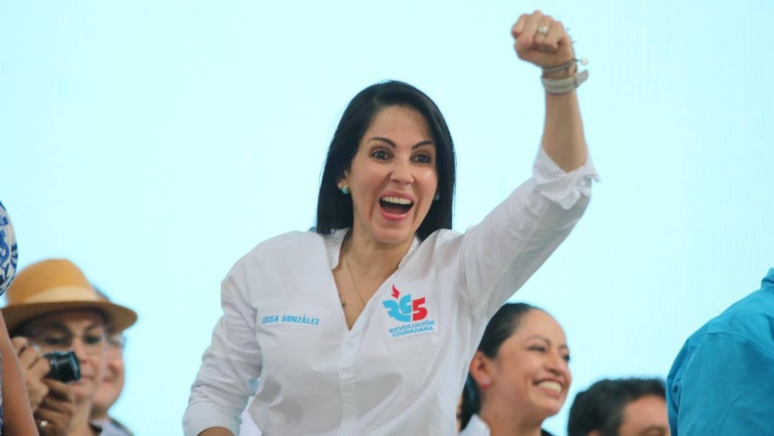 ¿Quién es Luisa González, candidata presidencial por el correísmo en Ecuador?