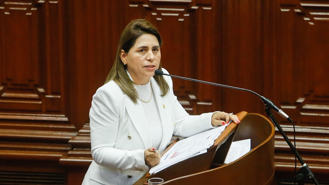 Ministra de Salud de Perú dimite en medio del peor brote de dengue en la historia reciente del país