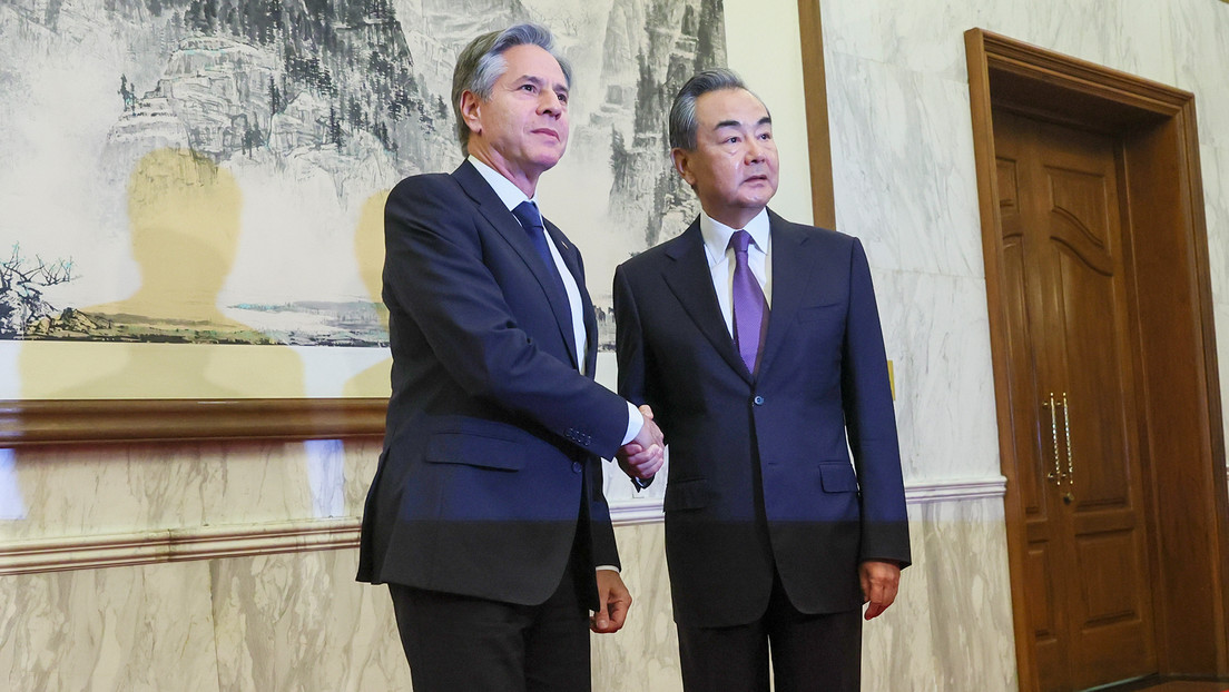 Wang Yi a Blinken: EE.UU. debe elegir entre "la cooperación o el conflicto" con China