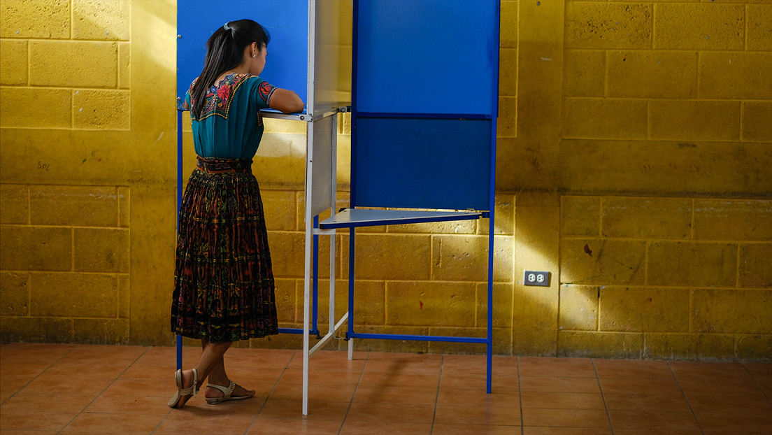 Los guatemaltecos acuden a elecciones generales para elegir a su nuevo presidente