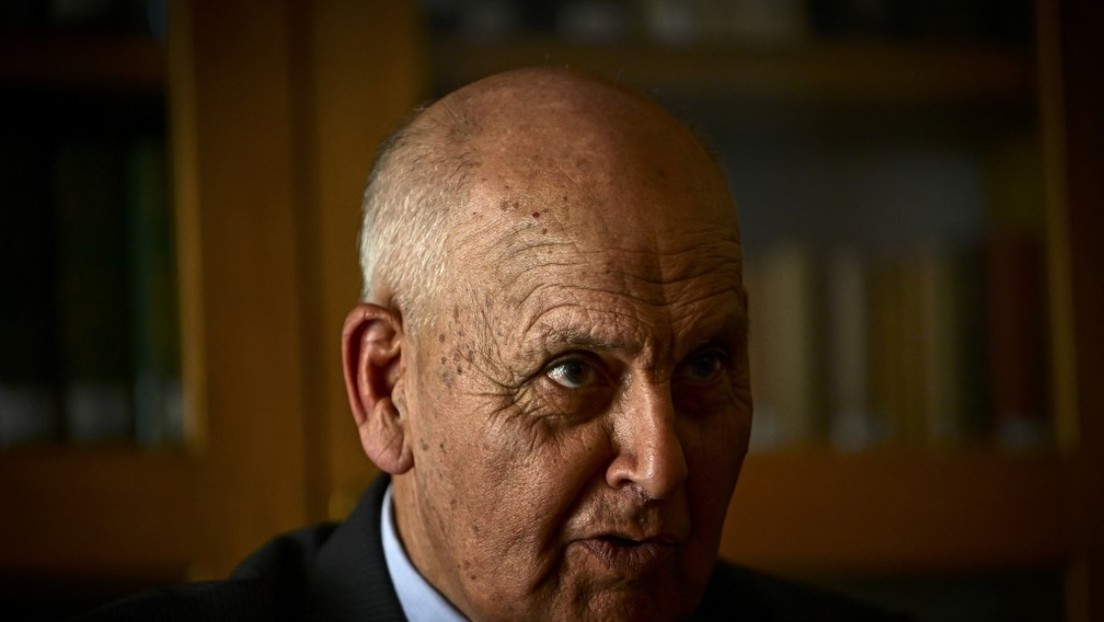 Muere Manuel Araya, exsecretario y chófer de Pablo Neruda