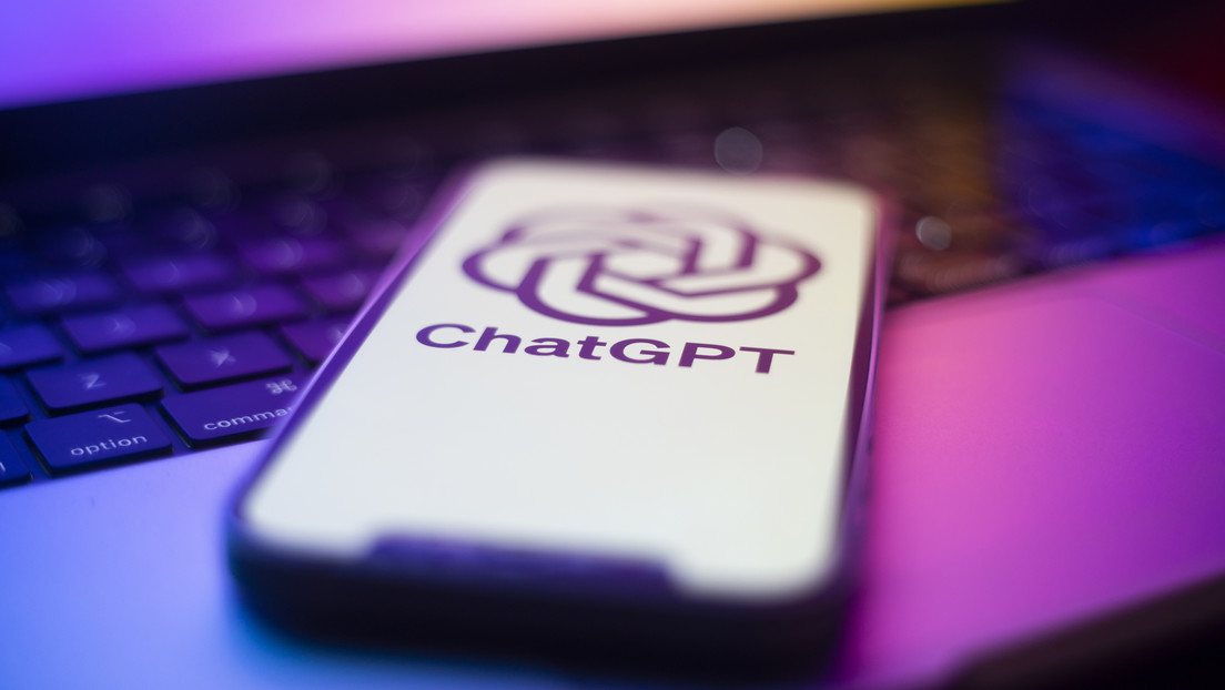 Sancionan a dos abogados de Nueva York por usar datos falsos escritos por ChatGPT en una demanda
