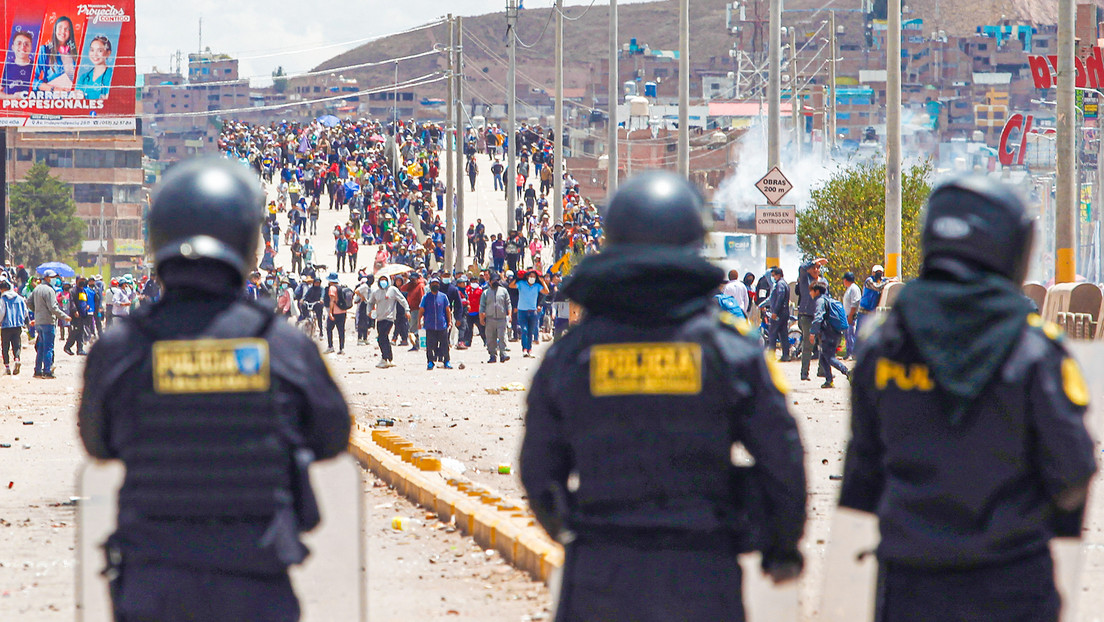 Un policía declara que había autorización de Boluarte para disparar en las protestas de Perú