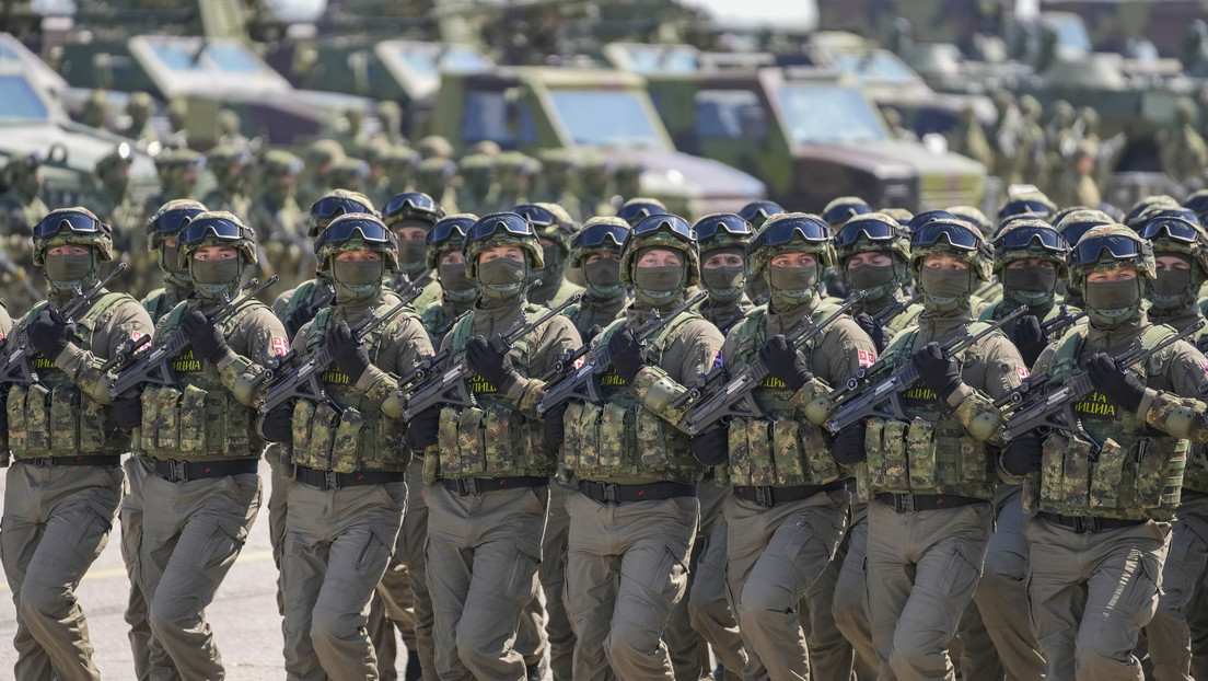 Máximo general de Serbia: La OTAN debe proteger a los serbios de Kosovo