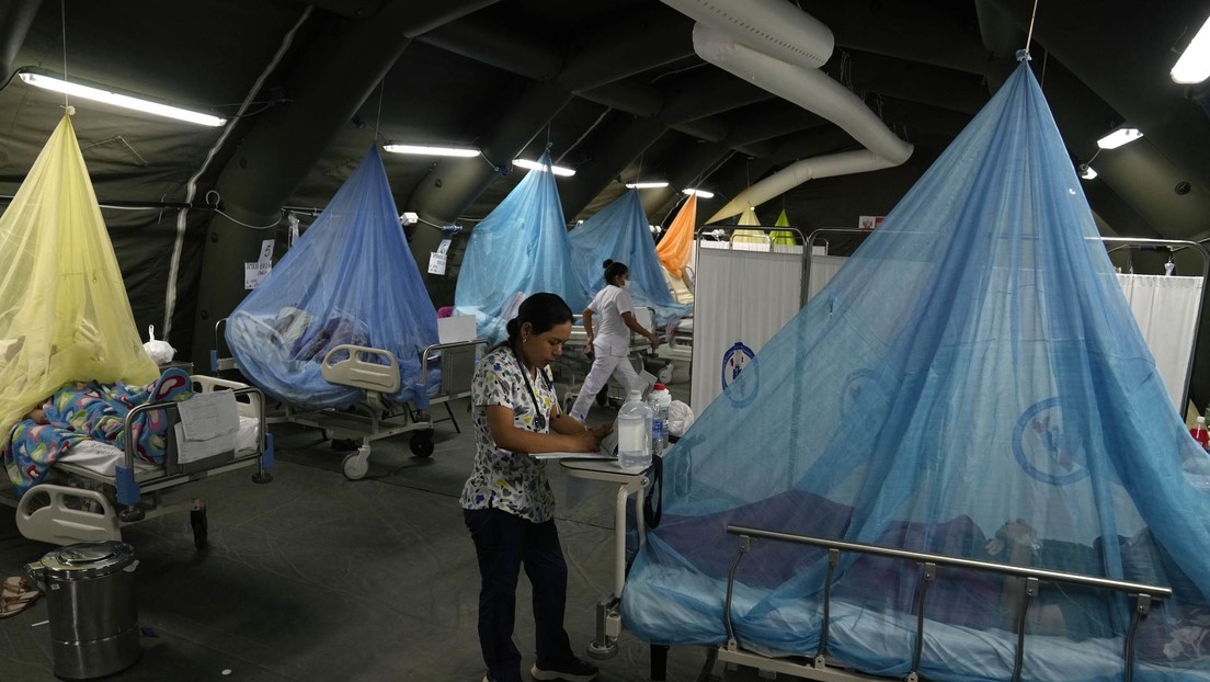 La crisis del dengue en Perú ya deja más de 168.000 casos y cerca de 300 muertos