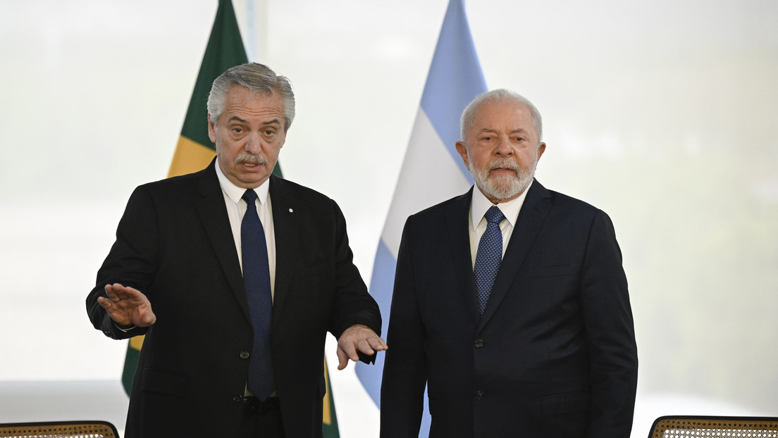 Lula condecora a Alberto Fernández con la Orden Nacional de la Cruz del Sur