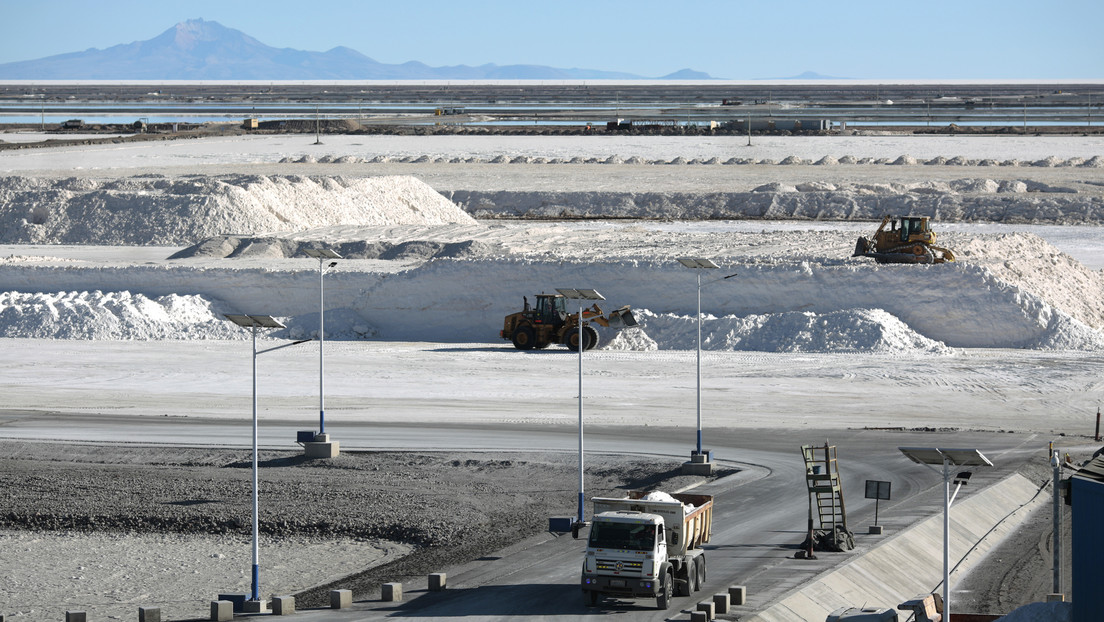 Rusia y Bolivia firman convenio para la cooperación bilateral en extracción de litio