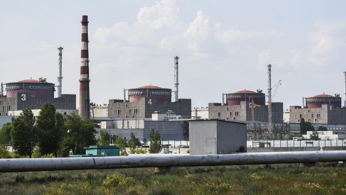 Lavrov califica de "pura mentira" las acusaciones de que Rusia pueda volar la central nuclear de Zaporozhie