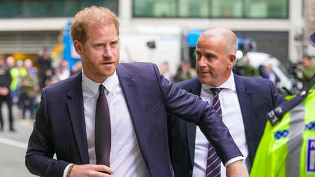 Príncipe Enrique: El Gobierno y la prensa británica "están tocando fondo"