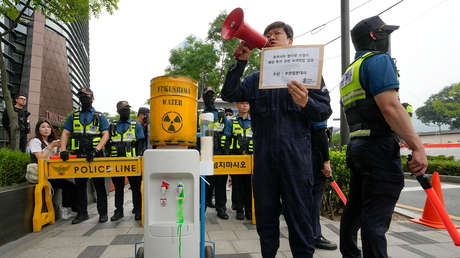 Japón empieza a verter agua de mar en el túnel que servirá para liberar al océano agua radioactiva de Fukushima