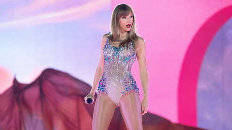 Fanática pide a Boric que lleve a Taylor Swift a Chile (VIDEO)
