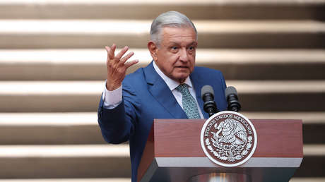 "Que el bloque conservador se una": López Obrador pide copiar método de Morena rumbo a presidenciales